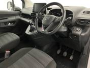 VAUXHALL COMBO-LIFE 2021 (71)