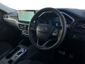 FORD KUGA 2024 (74)