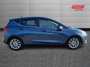 FORD FIESTA 2019 (19)