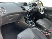 FORD FIESTA 2017 (66)