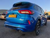 FORD KUGA 2024 (74)