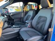 FORD KUGA 2024 (74)