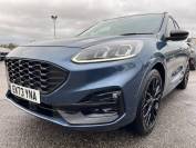 FORD KUGA 2023 (73)