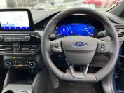 FORD KUGA 2022 (72)