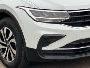 VOLKSWAGEN TIGUAN 2021 (21)