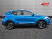 MG ZS 2021 (71)