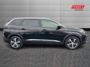 PEUGEOT 5008 2020 (70)