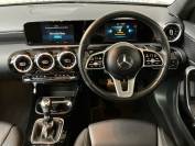 MERCEDES-BENZ A CLASS 2019 (19)