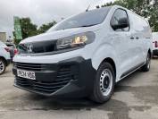 VAUXHALL VIVARO 2024 (24)