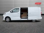 VAUXHALL VIVARO 2020 (70)