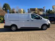 VAUXHALL VIVARO 2021 (70)