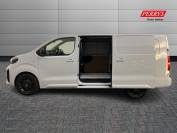 VAUXHALL VIVARO 2024 (74)