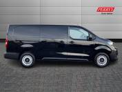 VAUXHALL VIVARO 2024 (74)