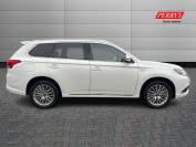 MITSUBISHI OUTLANDER 2021 (21)