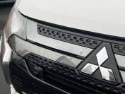 MITSUBISHI OUTLANDER 2021 (21)