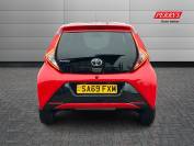 TOYOTA AYGO 2019 (69)