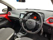 TOYOTA AYGO 2019 (69)