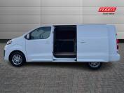 VAUXHALL VIVARO 2020 (70)