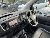 VAUXHALL VIVARO 2020 (70)