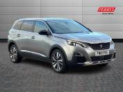 PEUGEOT 5008 2019 (19)