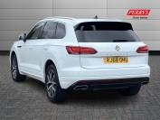 VOLKSWAGEN TOUAREG 2018 (68)