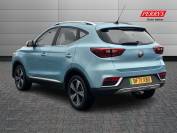 MG ZS 2021 (71)