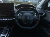 PEUGEOT 5008 2021 (21)