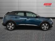 PEUGEOT 3008 2022 (22)