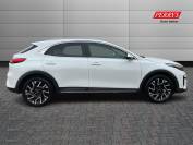 KIA XCEED 2024 (24)