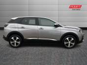 PEUGEOT 3008 2018 (18)