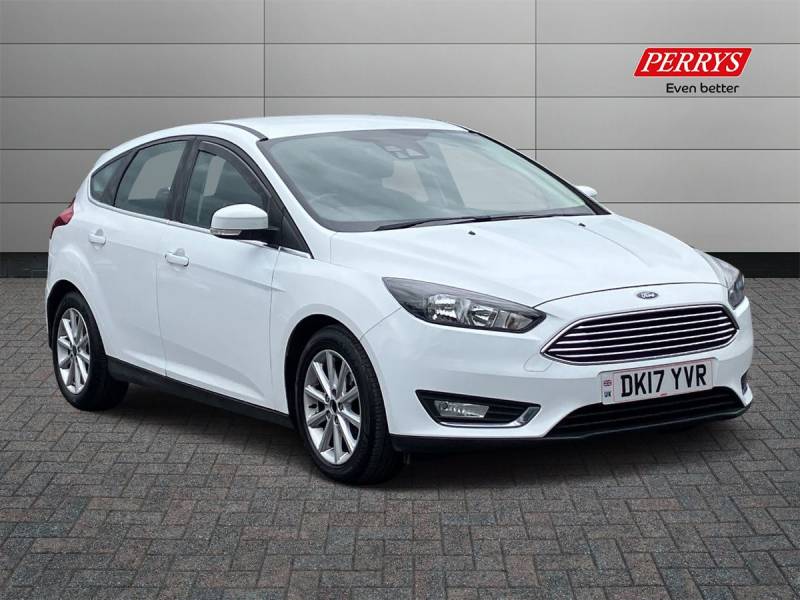 FORD FOCUS 2017 (17)