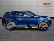 SSANGYONG REXTON 2018 (18)