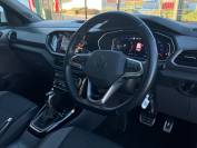 VOLKSWAGEN T-CROSS 2018 (21)