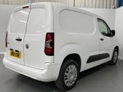 VAUXHALL COMBO CARGO 2021 (21)