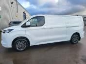 FORD TRANSIT CUSTOM 2025 (E0040)