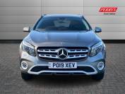 MERCEDES-BENZ GLA 2019 (19)