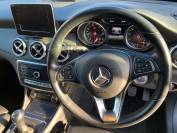 MERCEDES-BENZ GLA 2019 (19)