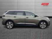 PEUGEOT 5008 2019 (19)