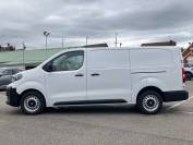 VAUXHALL VIVARO 2024 (24)