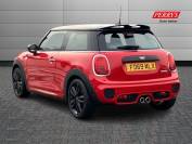 MINI HATCHBACK 2019 (69)