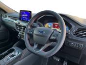 FORD KUGA 2023 (73)