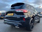 FORD KUGA 2023 (73)