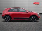 KIA NIRO 2023 (73)