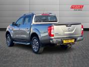 NISSAN NAVARA 2016 (16)