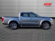 NISSAN NAVARA 2016 (16)