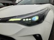 TOYOTA C-HR 2022 (22)