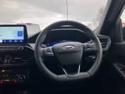 FORD KUGA 2021 (70)