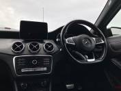 MERCEDES-BENZ GLA 2019 (69)