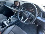 AUDI Q5 2018 (68)