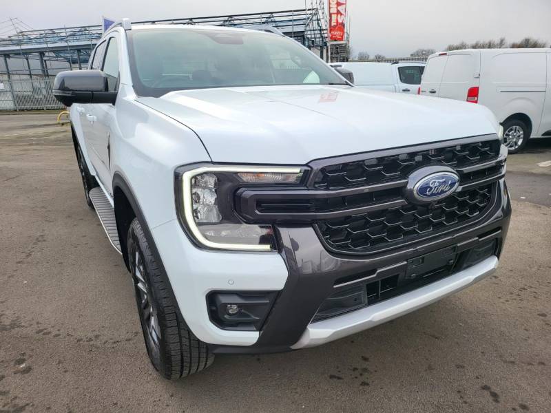 FORD RANGER 2025 (J0150)